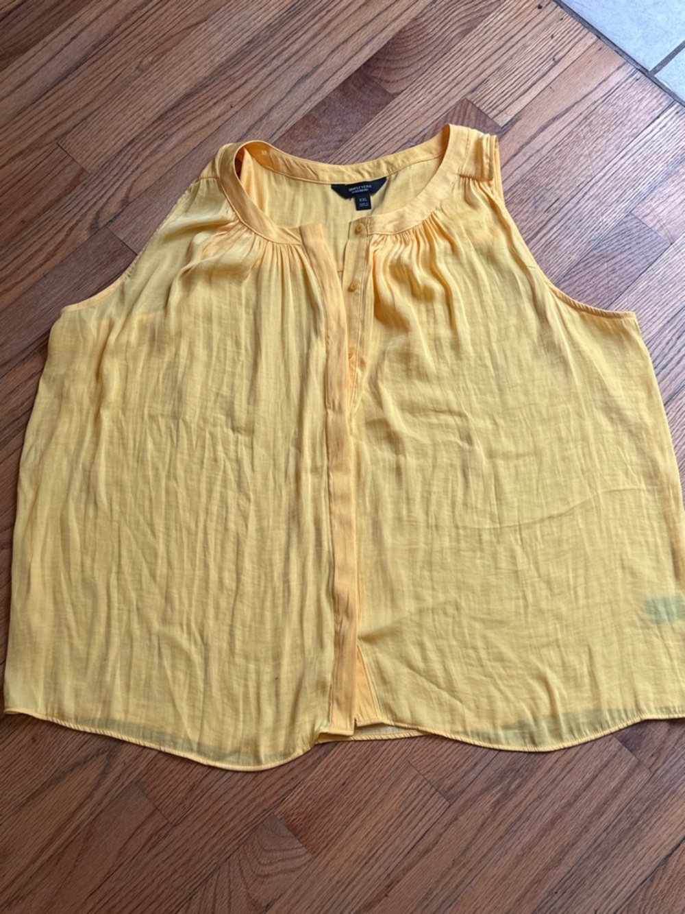 Simply Vera Vera Wang Yellow Sleeveless Button-Front Camisole